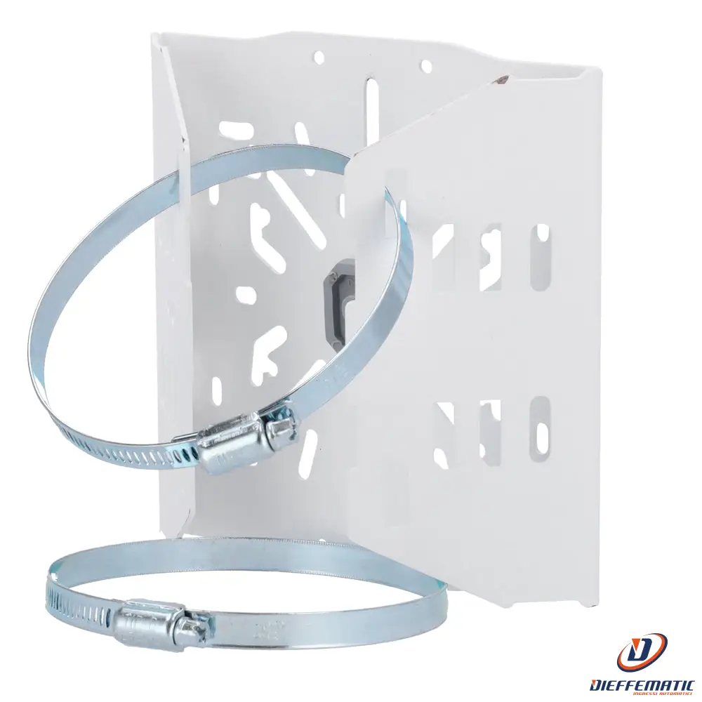 Cbox-Ja-M150-V1 Staffa Per Pali/Lampioni
