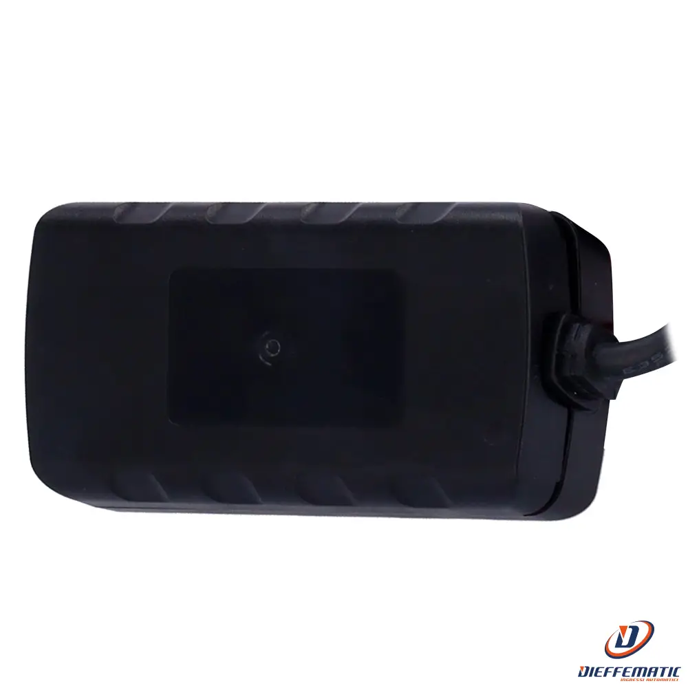 Queclink QL-GV50CG Localizzatore LTE Cat 1 con 2G di backup