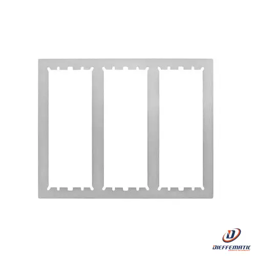 Urmet Cornice Coprifilomuro, Alpha, 3 File 9 Moduli 1168/639 Comunicazione Nuovo
